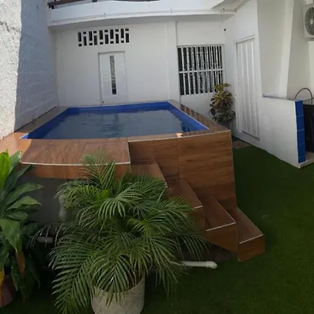 Stylish House With Beautiful Galleries In Gethsemane With Jacuzzi Cartagena