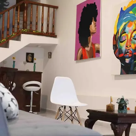 Stylish House With Beautiful Galleries In Gethsemane With Jacuzzi
